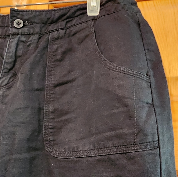 The North Face Ladies Hiking Capris, Black, Size 10 - Picture 6 of 8